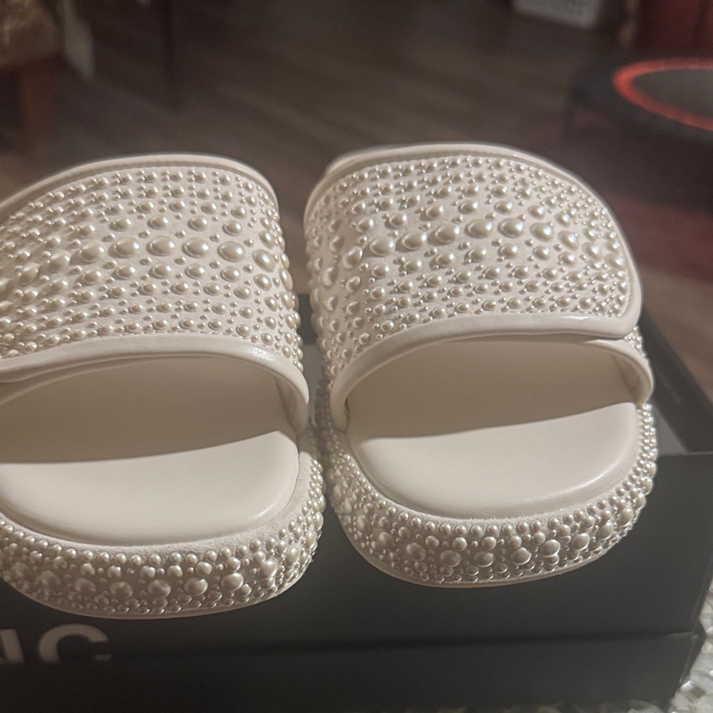 INC International Concepts Women Pearl Embellished Cream Sandals